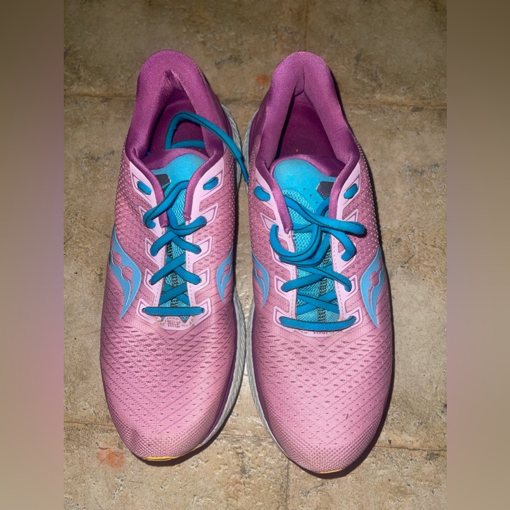 Saucony Pink Women’s Running Shoes